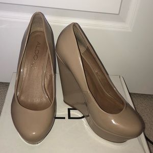 Nude Heel Wedge!